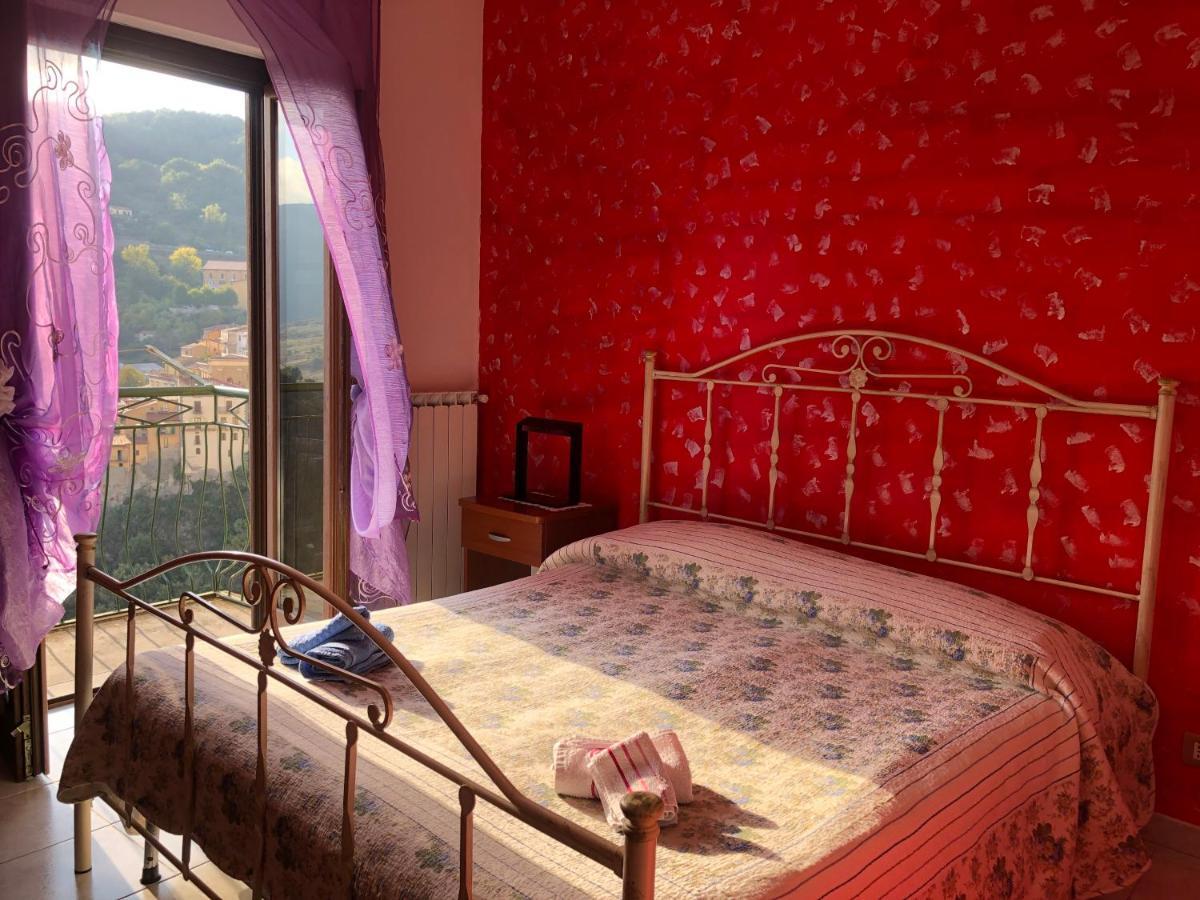 B&B Al Castello Castelmezzano Bagian luar foto